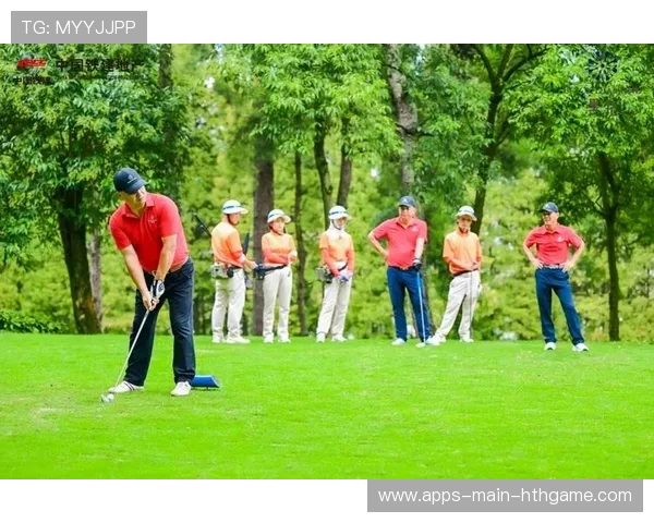 高尔夫大师赛：欧洲老将再登巅峰，风采依旧！，高尔夫 欧洲